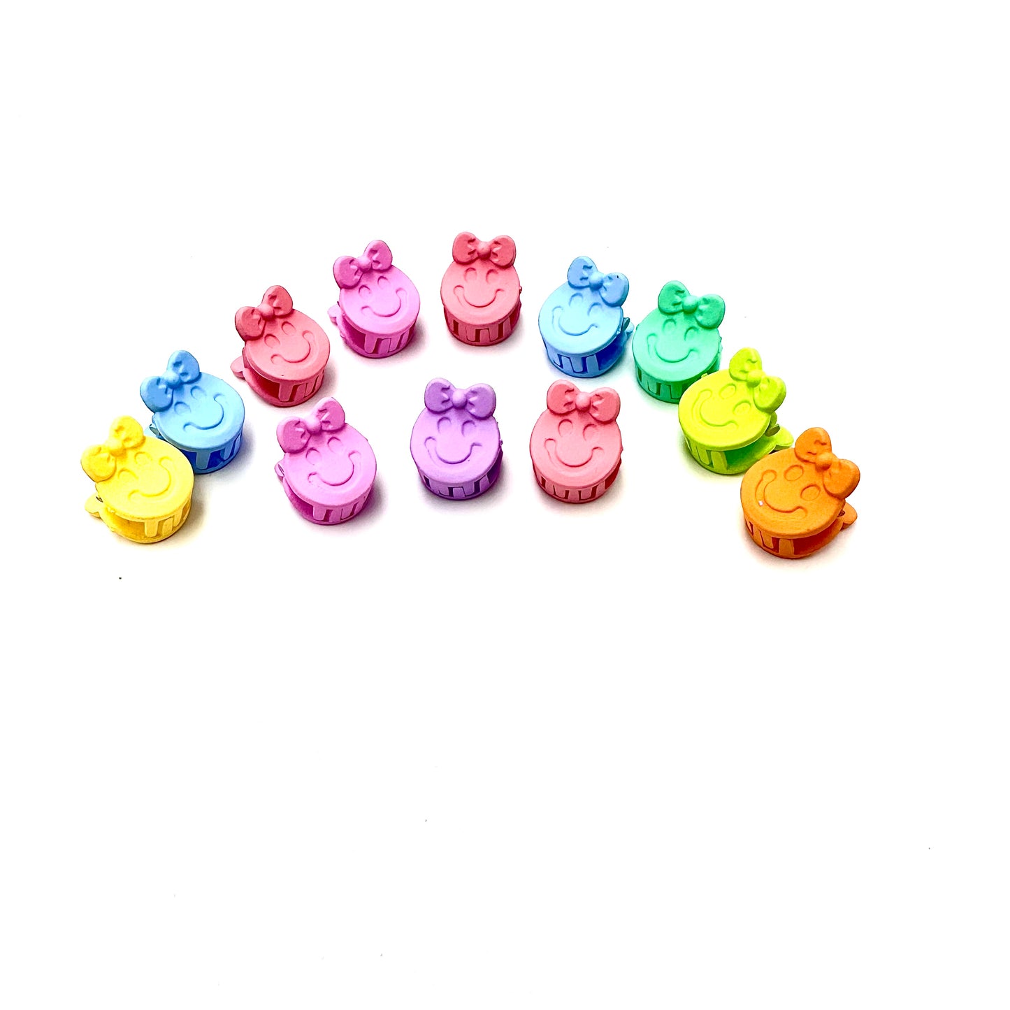 Smiley face plastic claw hair clips