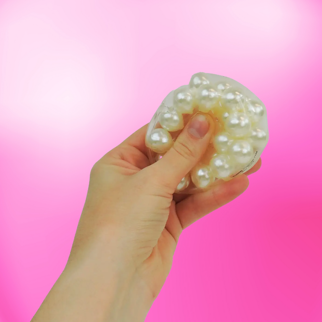 Toysmith Clutchin' Pearls